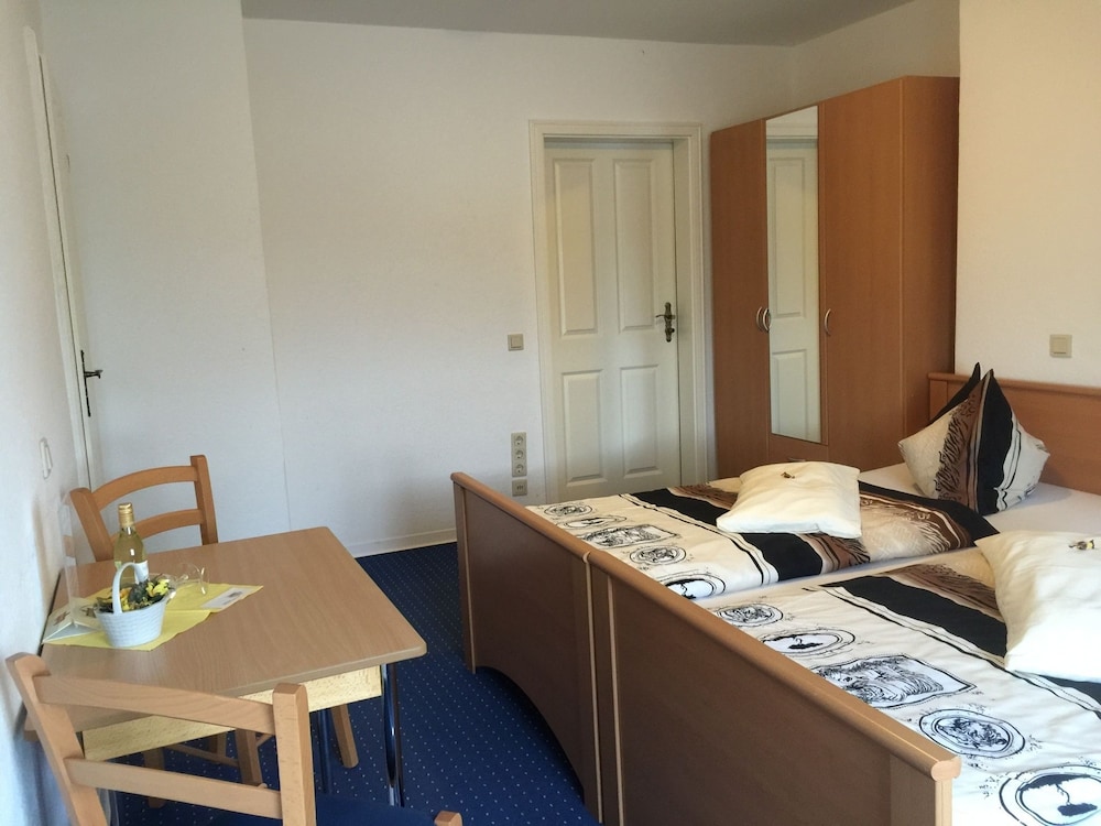 Double Room, Non Smoking, River View photo 1