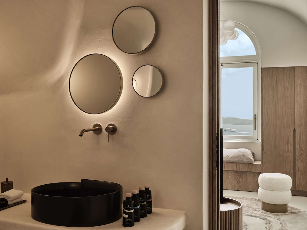 Petite Suite with Hot tub - Photo 4