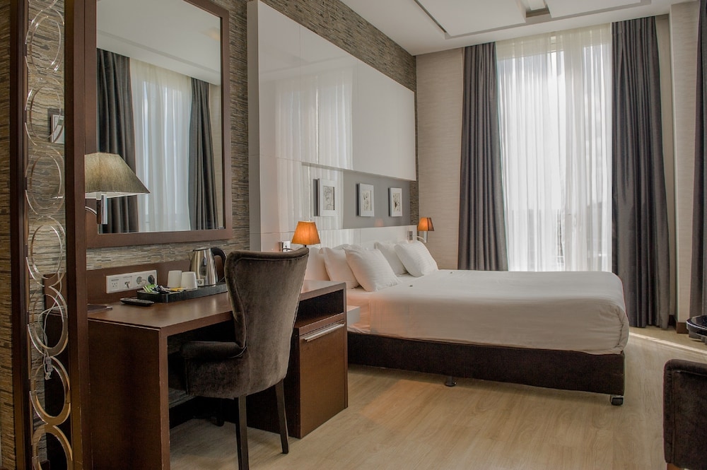 Luxury Penthouse, 1 King Bed