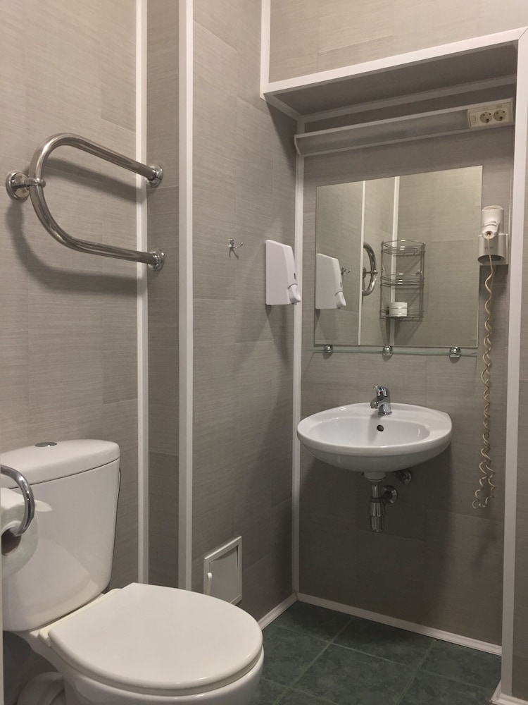 Standard Double Room - Photo 5