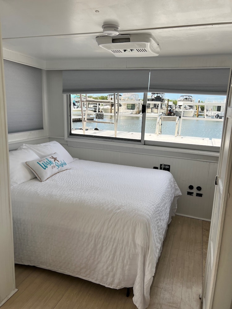 The Starfish: Quaint Bungalow, 1 Bedroom, Bay View photo 1