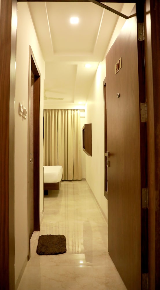 Superior Room - Photo 10