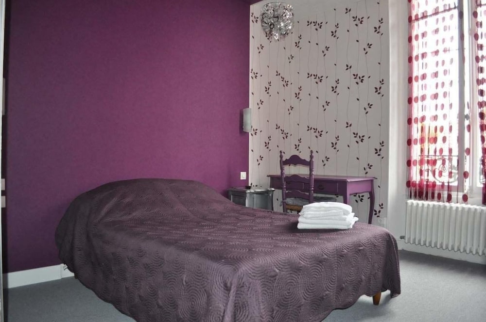 Classic Double Room (10)