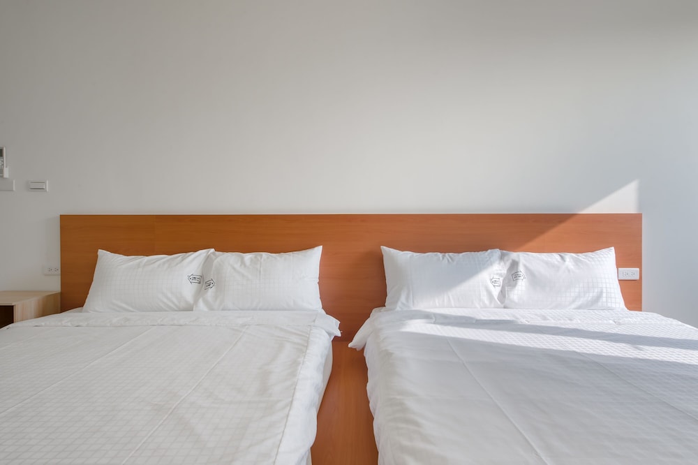 Quadruple Room - Photo 5