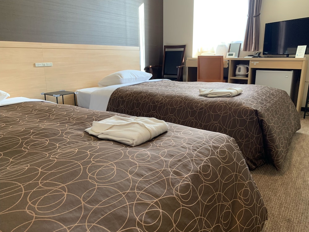 Twin Room - Photo 2