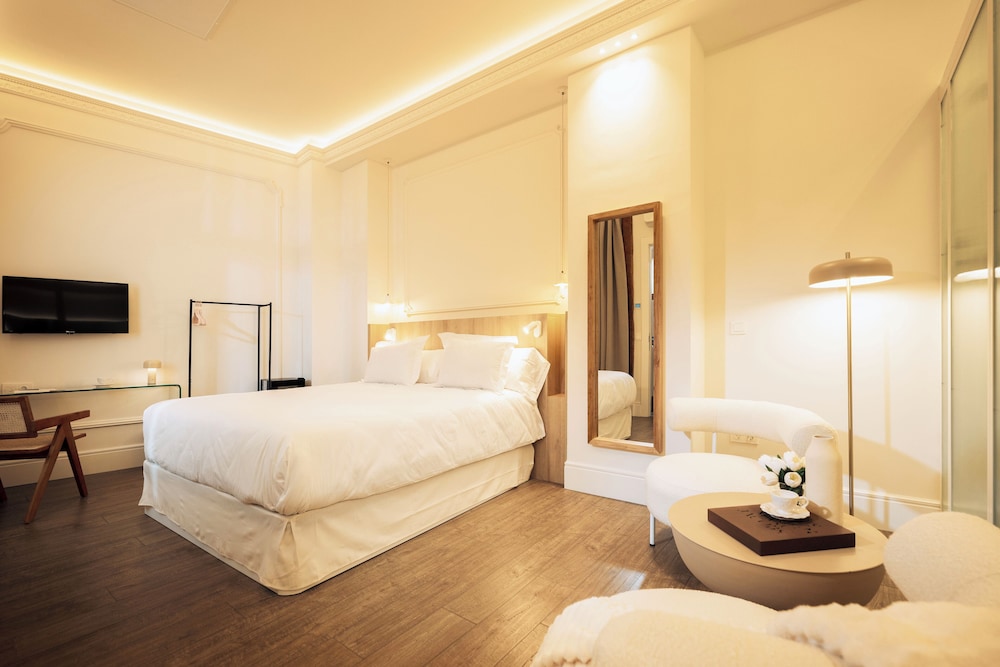Ysabel - Special Deluxe Double Room