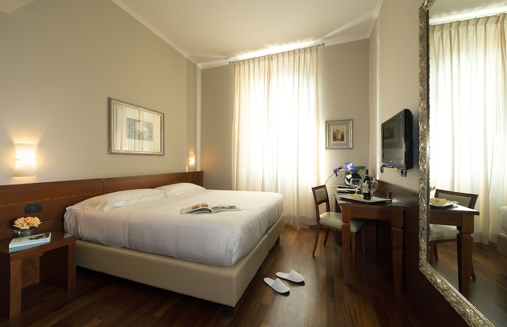 Classic Double Room