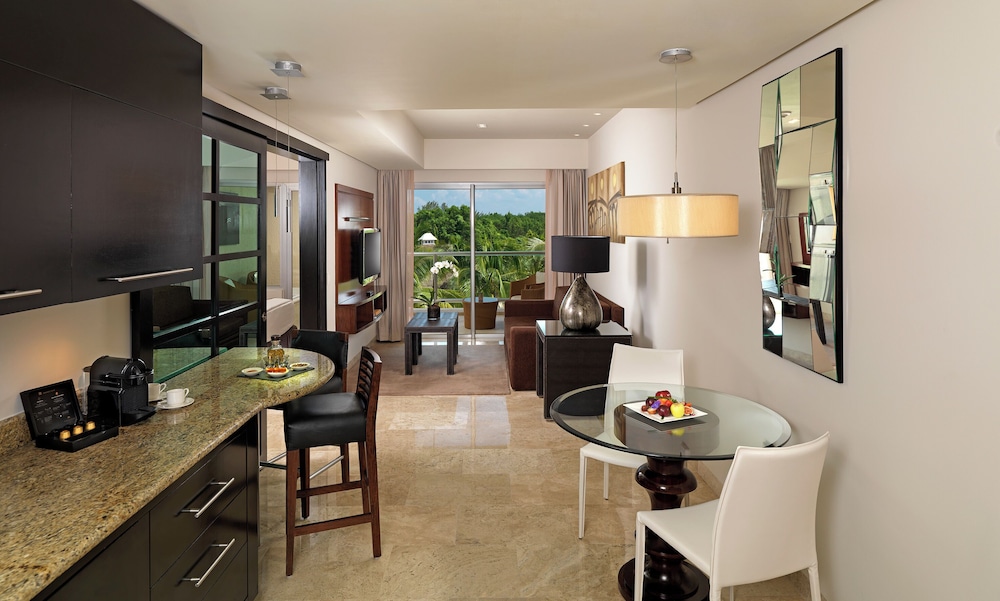 Suite (Nature View) - Photo 7
