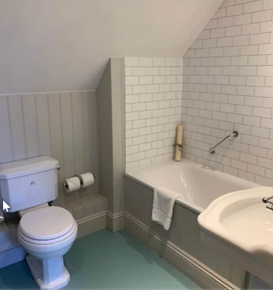 Classic Double Room - Photo 8