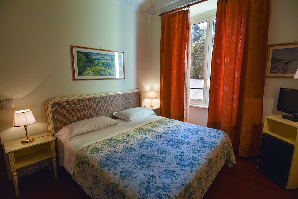 Double Room Single Use