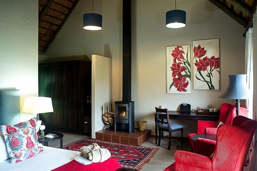 Deluxe Room, 1 King Bed, River View - Photo 4