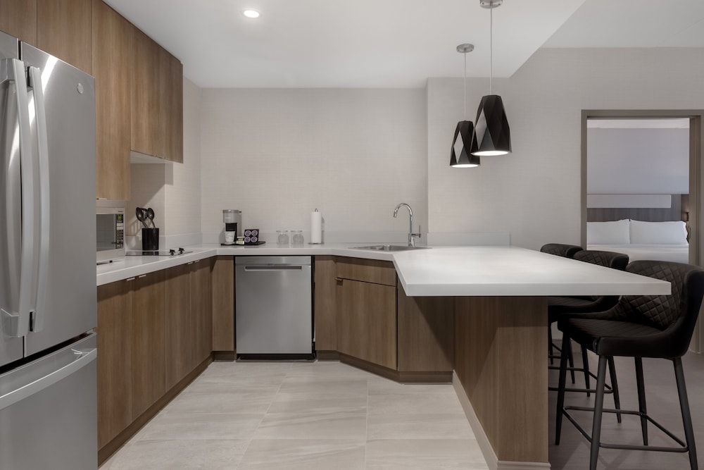 Suite, 1 Bedroom photo 3