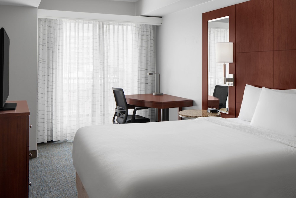 Suite, 2 Bedrooms photo 3