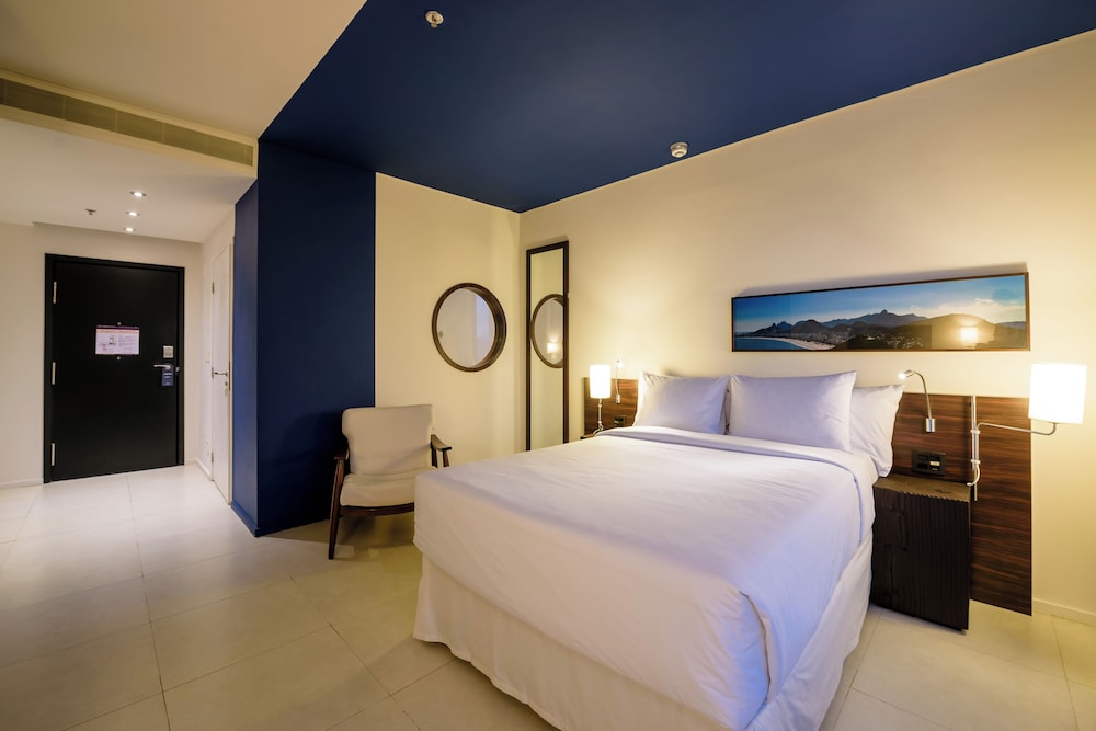 Available room