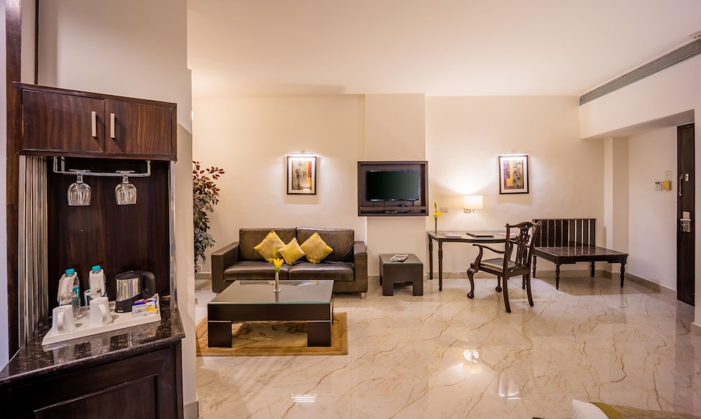 Suite - Photo 4