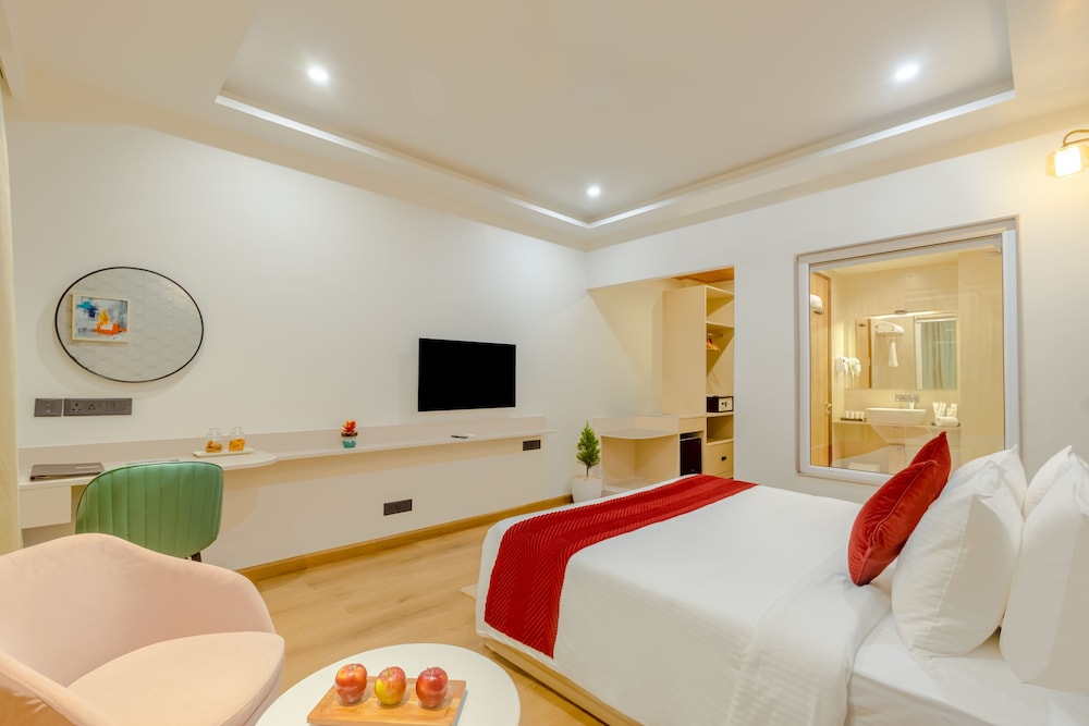 Valley View Classic Room with Balcony