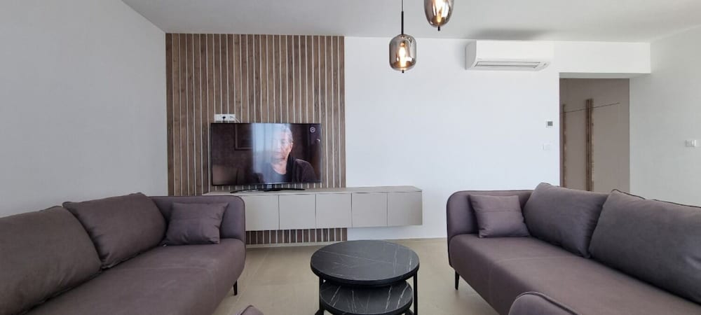 Apartment (Mark 2 - 100 M From Sea - A5(6))