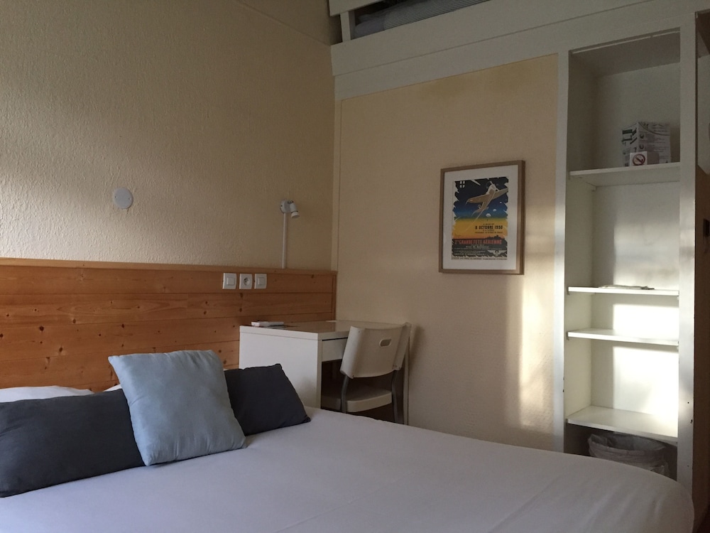 Double Room with 1 Double Bed - Photo 17