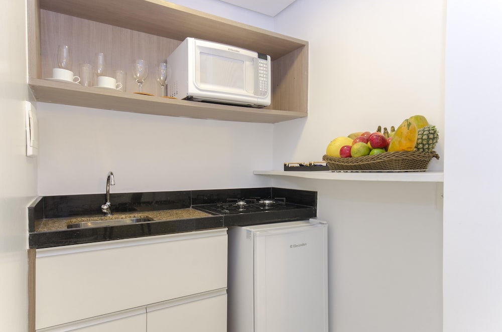 Suite - Photo 5