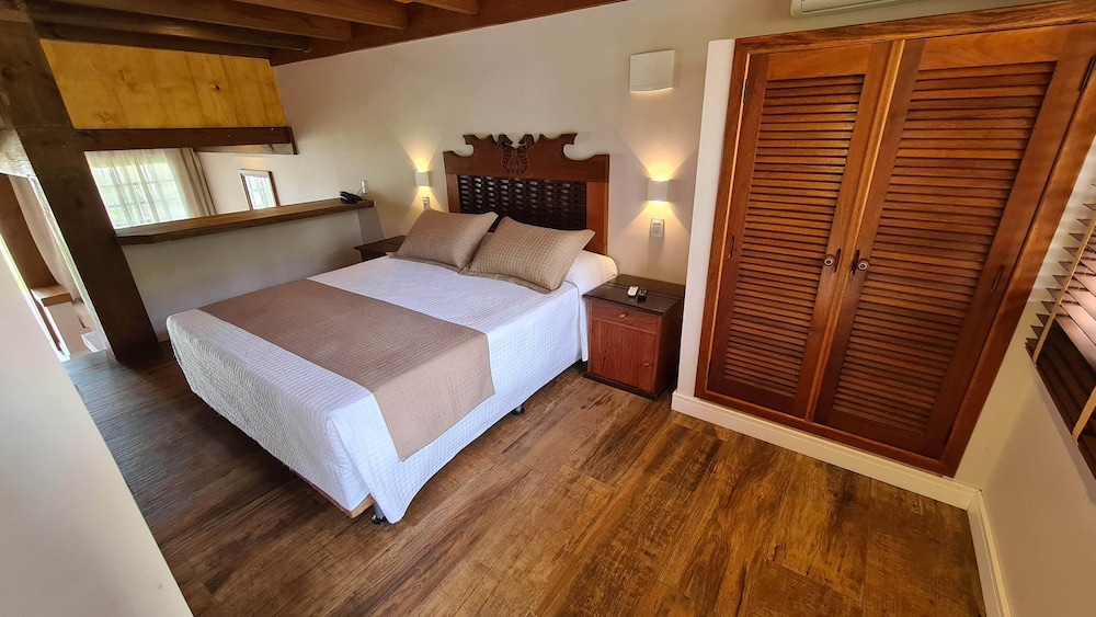 Room photo 2