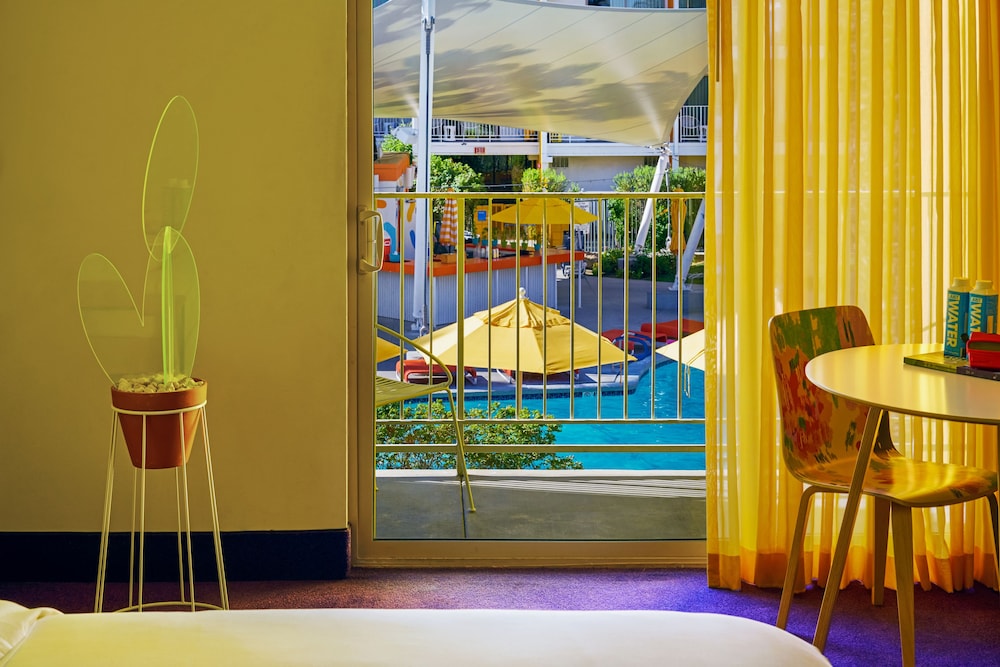 Suite, 1 King Bed with Sofa bed, Pool View - Photo 6