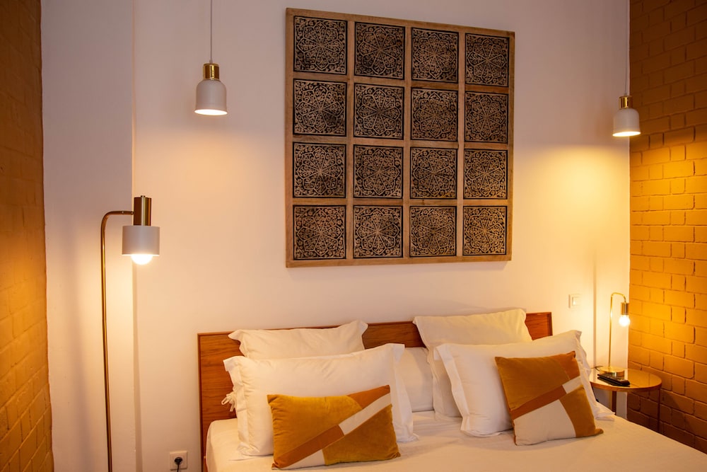 Comfort Suite photo 1