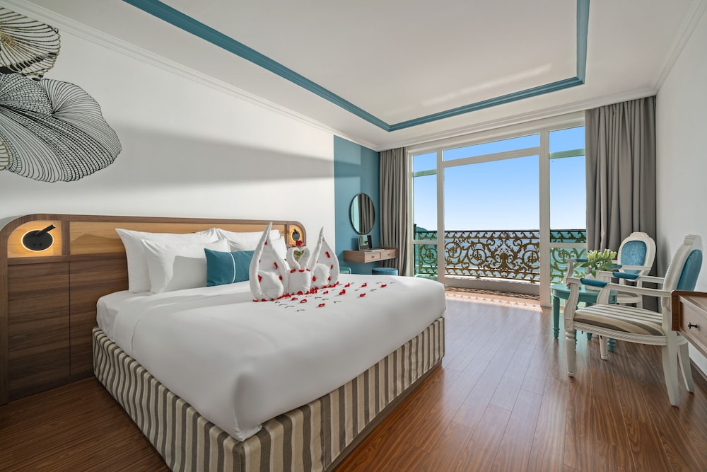 Suite Double Ocean View with Balcony photo 1