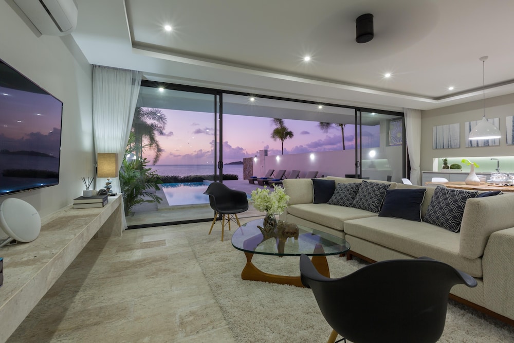 2 Bedroom Beachfront Pool Villa & Cinema - Photo 24