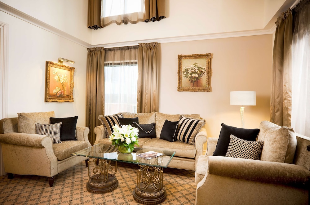Two Bedroom Penthouse - Photo 5