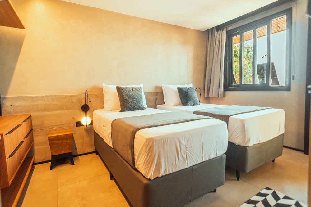 Premier Suite photo 1