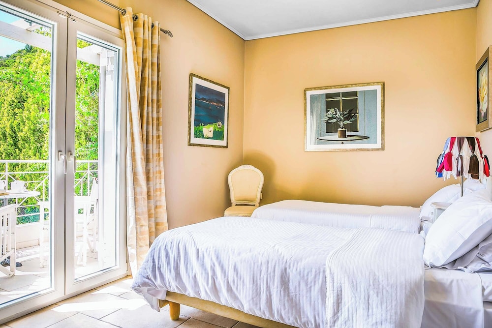 Villa (5 Bedrooms)