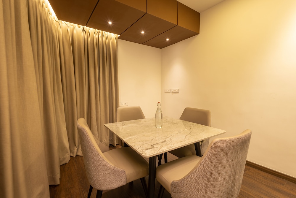 Luxury Room, City View photo 2