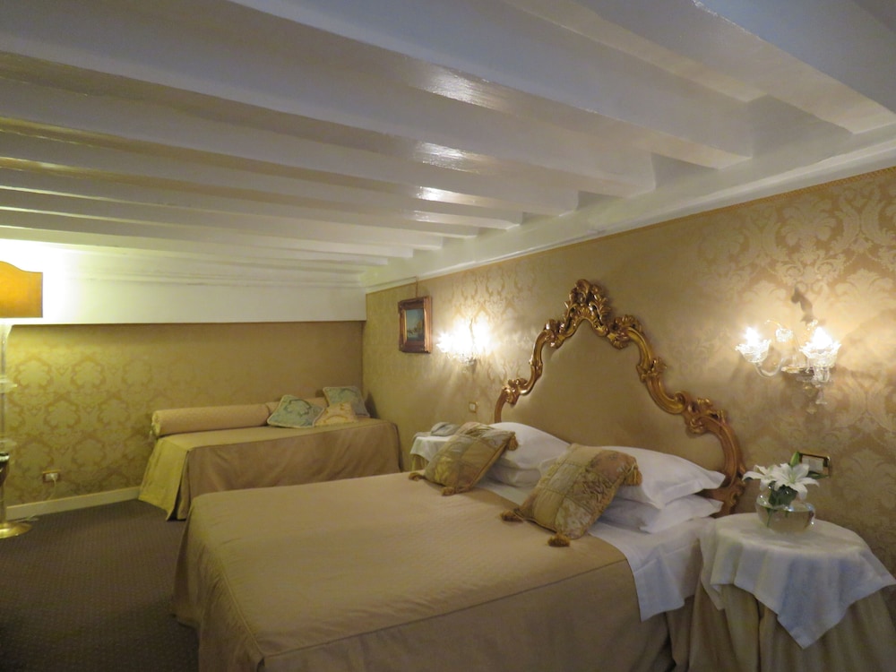 Comfort Room