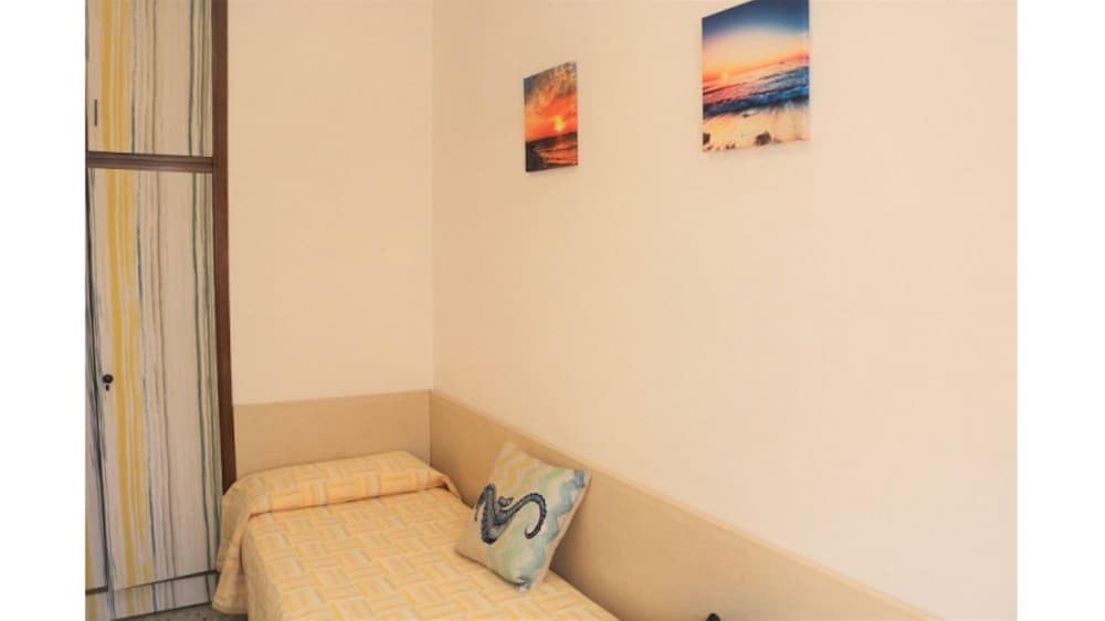 Apartment, 2 Bedrooms, Balcony, City View
