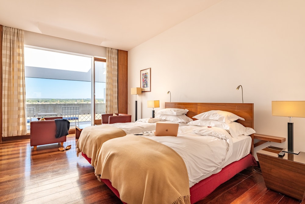 Superior Double Room (Historic) photo 2