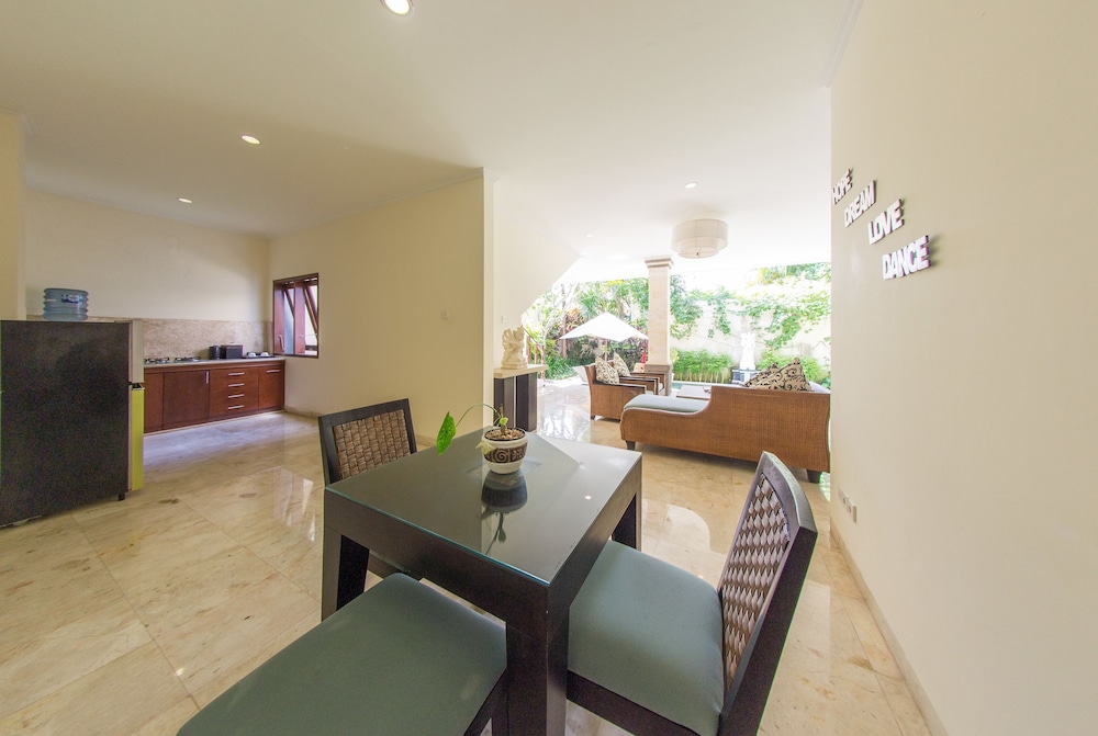 1 Bedroom Pool Villa photo 3