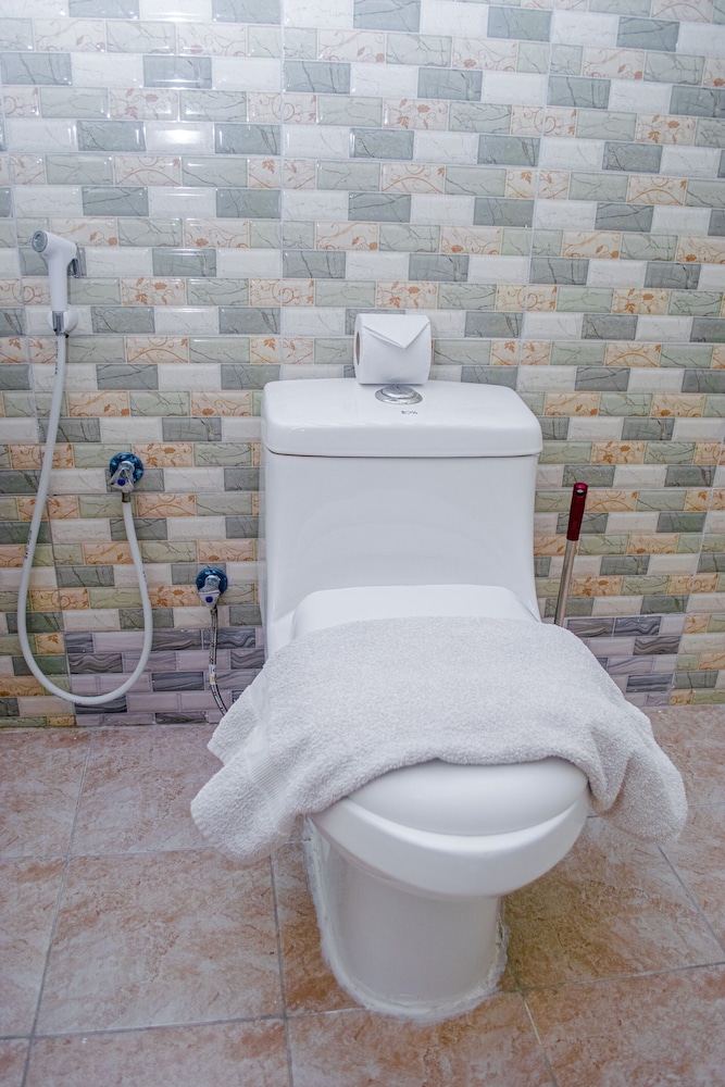 Deluxe Double Room, 1 Queen Bed, Ensuite, City View photo 2