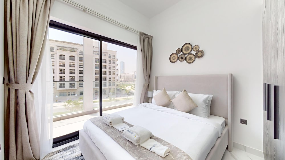 Apartment, 2 Bedrooms, Pool Access photo 1
