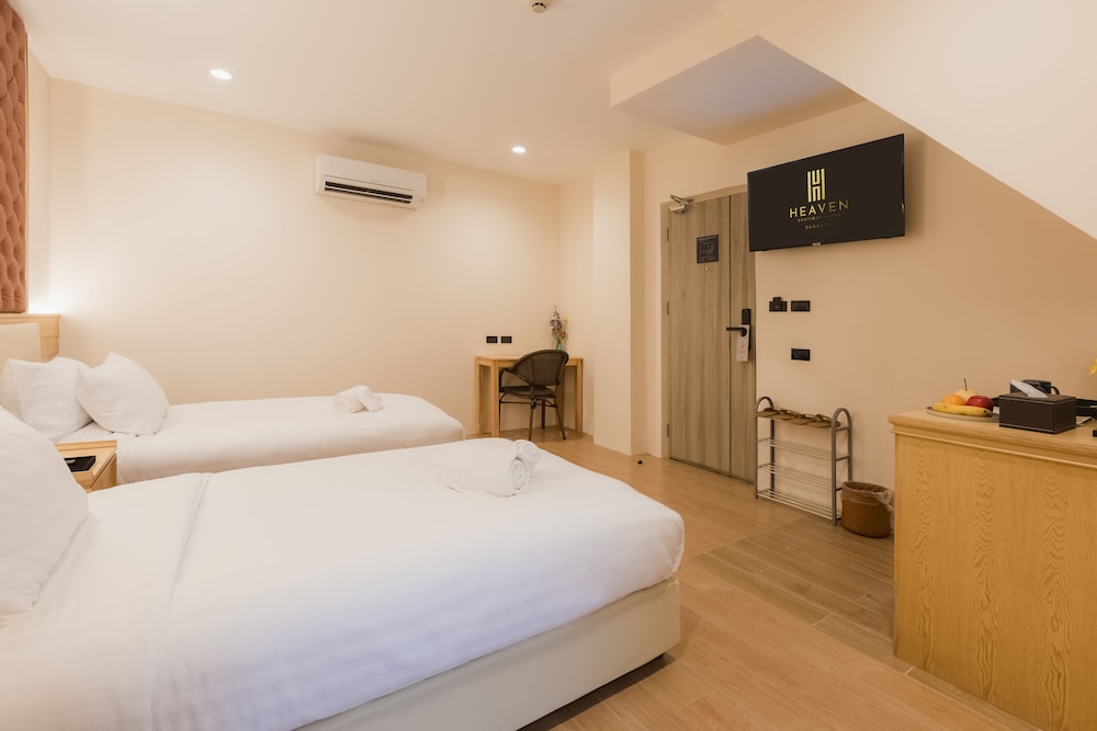 Superior Twin Room, 2 Twin Beds, Non Smoking photo 3