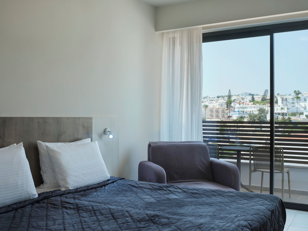 Deluxe Double Room Inland View photo 1