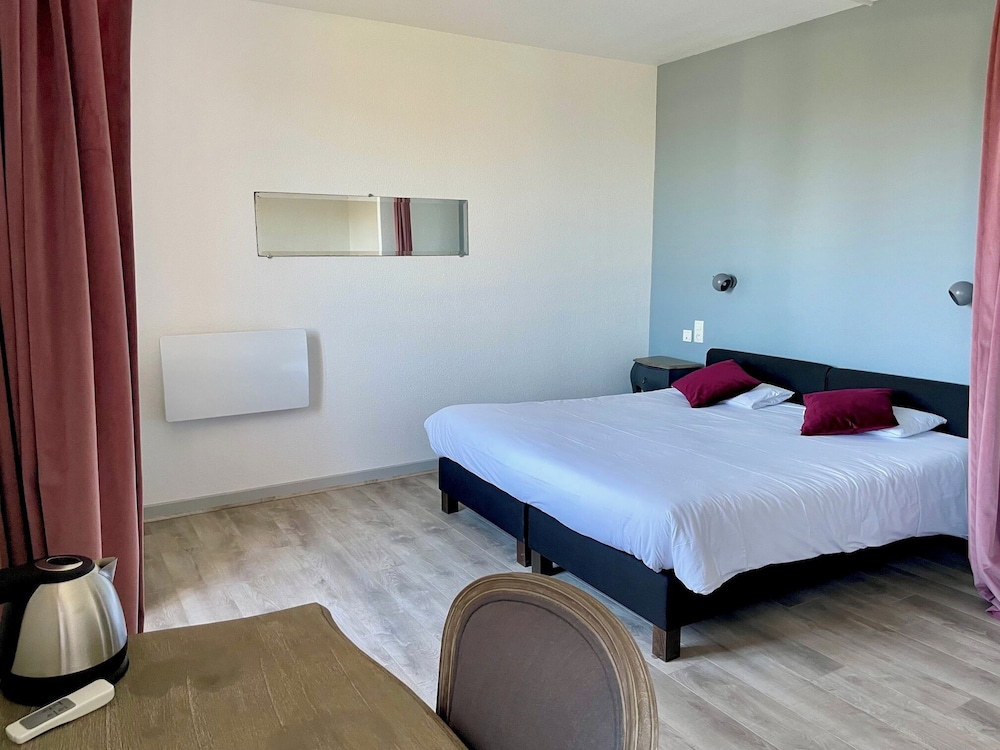 Deluxe Suite photo 1