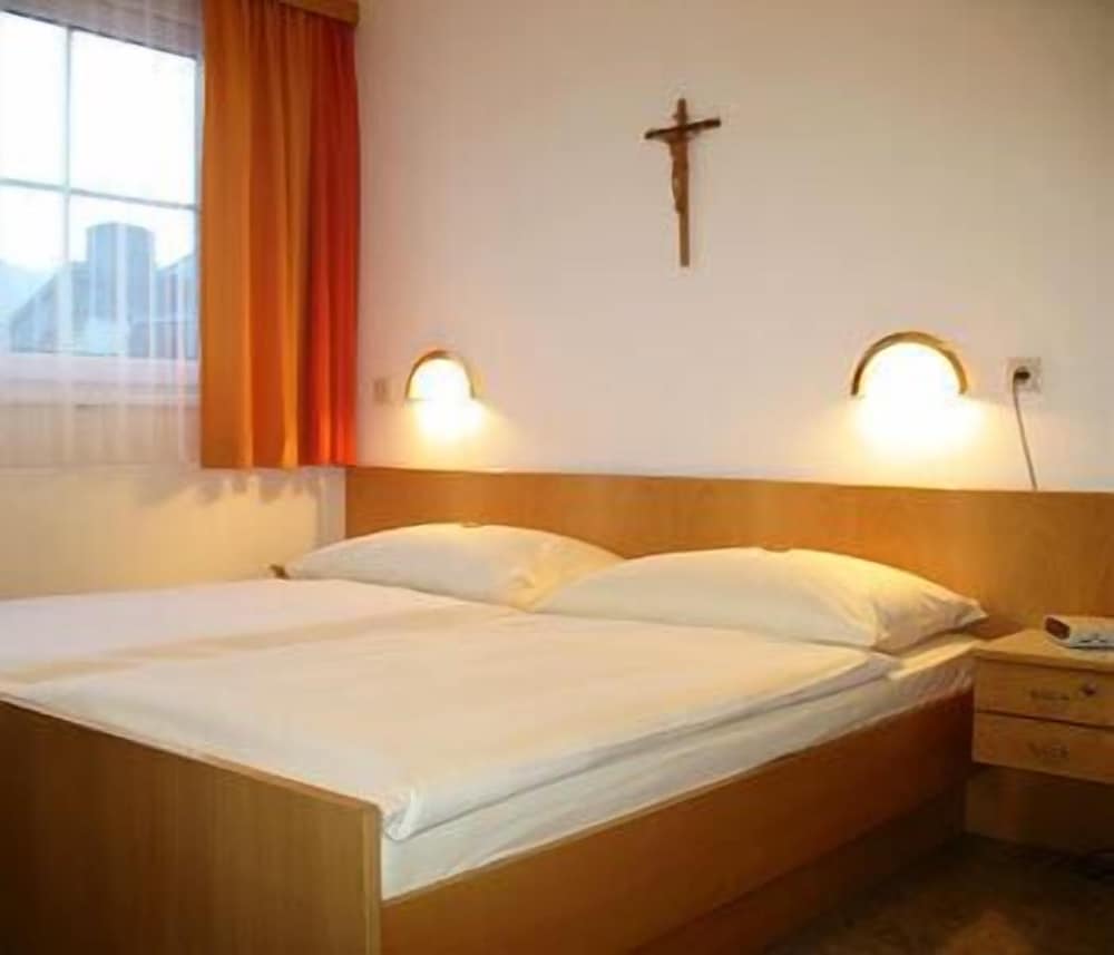 Standard Room, 1 Double Bed