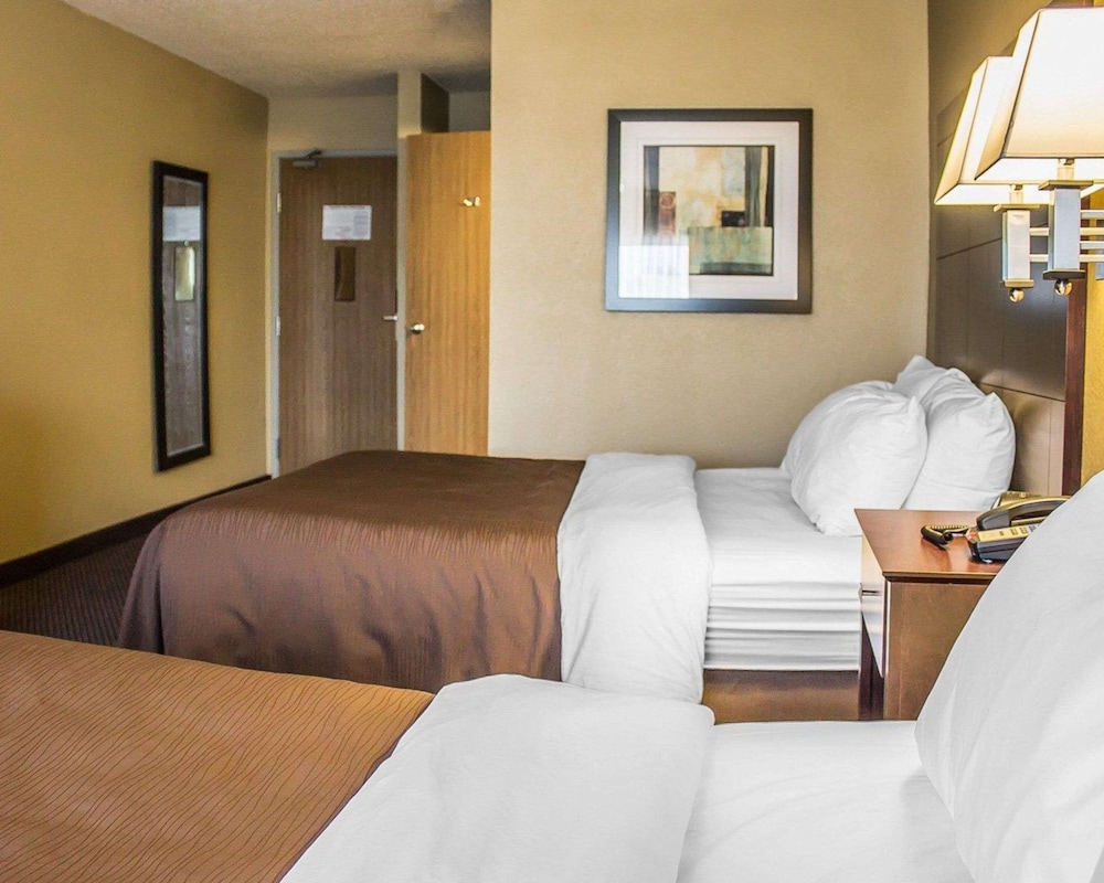 Standard Room, 2 Queen Beds, Accessible, Non Smoking - Photo 3
