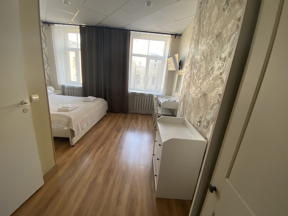 Double Room - Photo 3