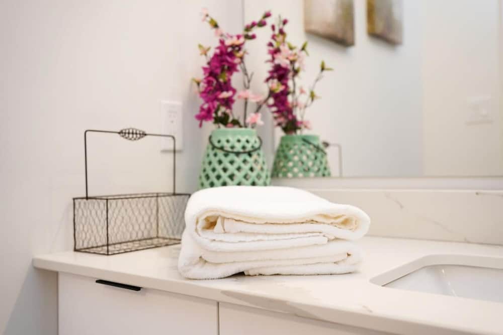 Luxurious Modern 2BR Condo Slps-5 Coffee AC Wifi, Billede 2