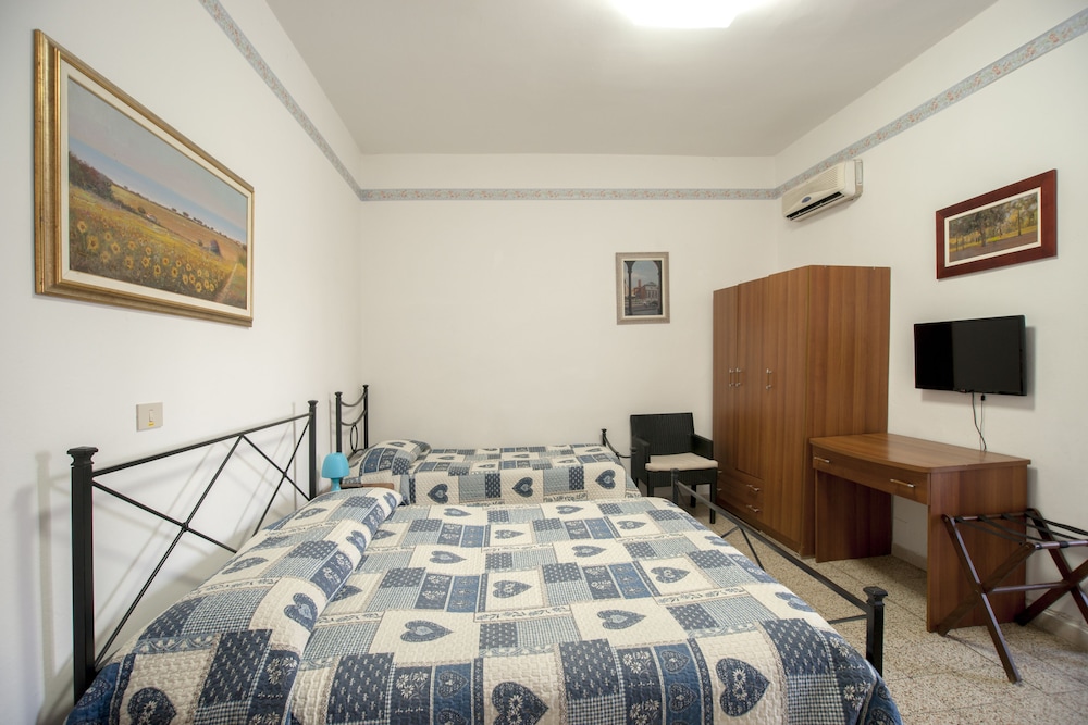 Quadruple Room photo 1