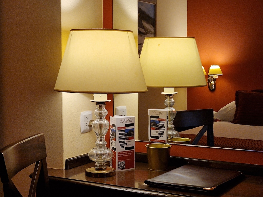 Junior Suite, 2 Twin Beds - Photo 6