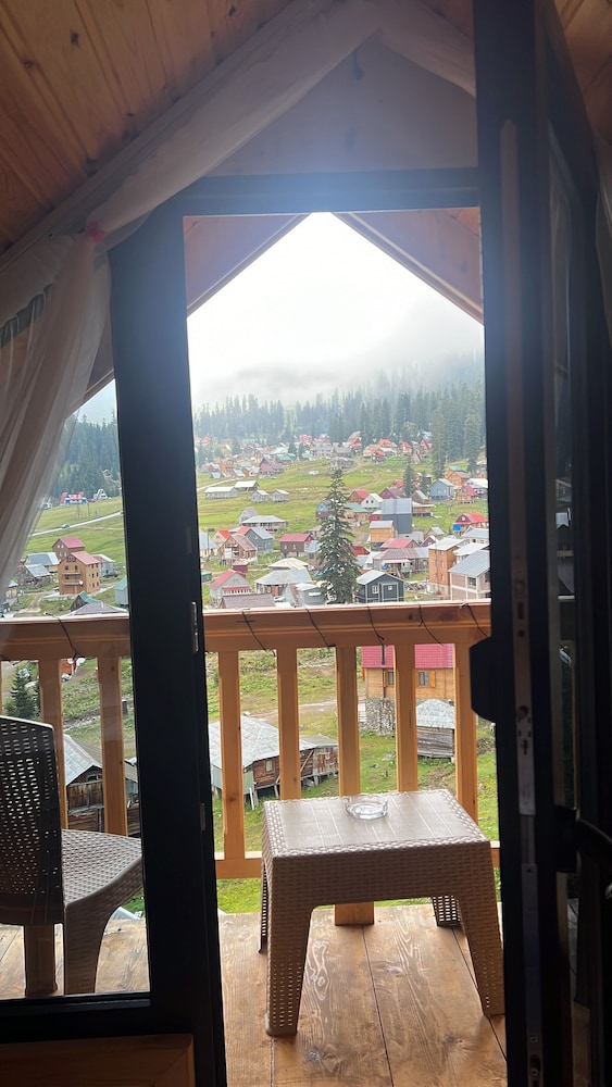 Triple Room, Balcony, Mountain View