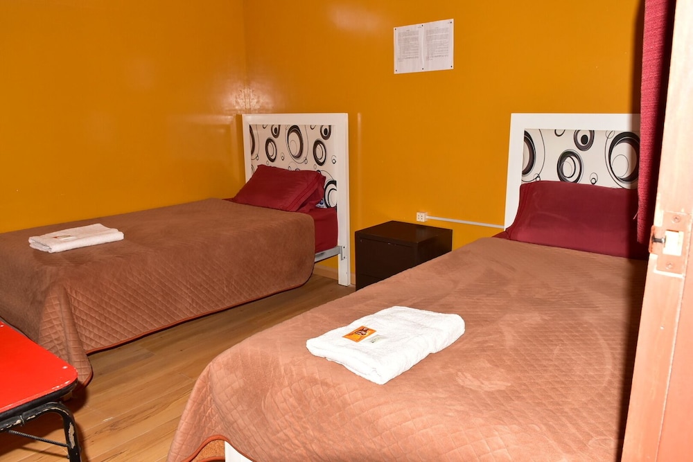 Basic Double Room photo 3