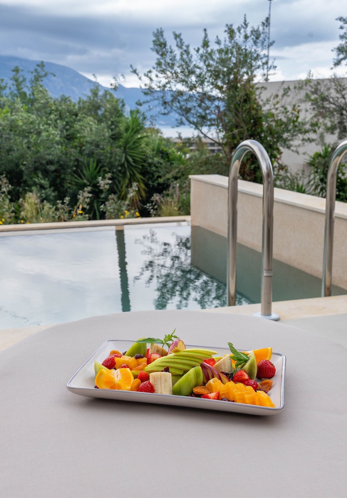 Executive Junior Suite with Private Pool & Sea View - Photo 19